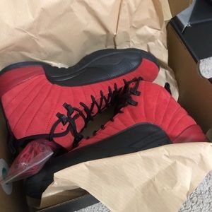 Jordan 12 reverse flu game